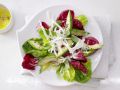 Gemischte Blattsalate mit Avocado Rezept
