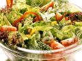 Gemischter Salat mit frischen Kräutern Rezept