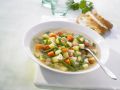 Gemüsesuppe mit weißen Bohnen Rezept
