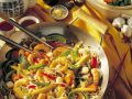Gemüsewok mit Shrimps und Reis Rezept