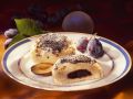 Germknödel mit Pflaumen Rezept