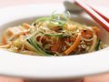Glasnudelsalat mit Karotten und Gurke Rezept