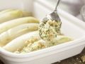 Gratinierter Chicorée mit Grana-Padano-Walnuss-Bröseln Zubereitung Schritt 9 Gratinierter Chicorée mit Grana-Padano-Walnuss-Bröseln Zubereitung Schritt 9