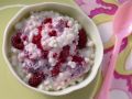 Graupenmilchbrei mit Himbeeren Rezept