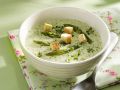 Grüne Spargelsuppe mit Kräutern Rezept