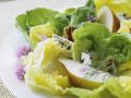 Grüner Salat mit Walnüssen, Blauschimmelkäse und Birne Rezept
