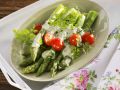 Grüner Spargel mit Sahnesauce Rezept