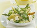 Grüner Spargelsalat mit Birnen und Schafskäse Rezept