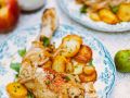 Hähnchenschenkel im Backofen mit Kartoffeln Rezept