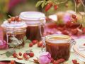 Hagebutten-Marmelade ohne Zucker Rezept