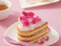 Herztörtchen mit rosa Erdbeersahne Rezept
