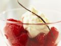 Himbeeren mit Vanillesahne Rezept