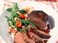 Hirschbraten mit Bohnen Rezept