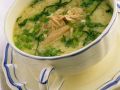 Hühnersuppe mit Ei und Kräutern Rezept