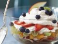 Joghurtcreme mit Obst Rezept