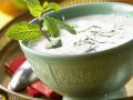 Joghurtkaltschale mit frischer Minze Rezept