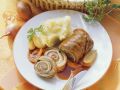 Kalbsroulade mit Speck-Gurken-Füllung Rezept