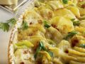 Kartoffelgratin mit Käse, Schinken und Lauchzwiebeln Rezept