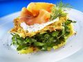 Kartoffelrösti mit Lachs und Rucola Rezept