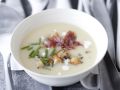 Kartoffelsuppe mit Pfifferlingen und Speck Rezept