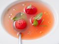 Klare Tomatensuppe (Consommé) Rezept