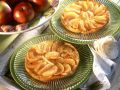 Kleine Apfel-Karamell-Kuchen (Tarte Tatin) Rezept