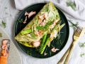 Kräuter-Omelette mit grünem Spargel und Stremellachs Rezept