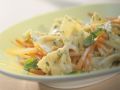 Kräuter-Pasta mit Möhren, Kohlrabi und Gorgonzola-Soße Rezept
