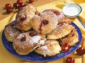 Krapfen mit Kirschen nach polnischer Art Rezept