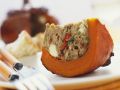 Kürbis mit Hackfleisch gefüllt Rezept