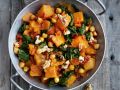 Kürbis-Spinat-Gemüse mit Kichererbsen und Walnüssen Rezept