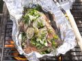 Lachs in Folie gegrillt Rezept