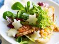 Lachsforelle mit Salat und Birne Rezept