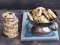 Mandel-Heidesand mit Cranberrys und Pistazien Rezept