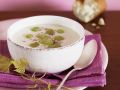 Mandel-Weintrauben-Suppe Rezept