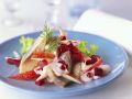 Matjes-Apfel-Salat mit Preiselbeeren Rezept