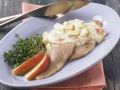 Matjeshering mit Zwiebel-Apfel-Sauce Rezept