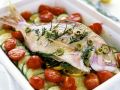 Mediterrane Dorade mit Tomaten und Zucchini Rezept