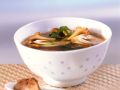 Misosuppe mit Frühlingszwiebeln und Pilzen Rezept