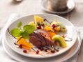 Mousse au Chocolat mit Früchten Rezept