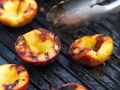 Nektarinen vom Grill Rezept