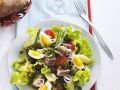 Nizzasalat mit Thunfisch, Oliven und Eiern Rezept