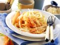 Nudeln mit Möhren-Sahnegemüse Rezept