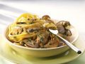 Nudeln mit Pilz-Sahne-Soße Rezept