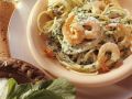 Nudeln mit Sahnesauce und Scampi Rezept
