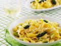 Nudeln mit Spargel und Käse Rezept