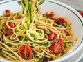 Nudeln mit Zucchini und Tomaten (glutenfrei) Rezept
