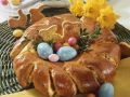 Osterkranz mit Füllung Rezept