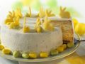 Ostertorte mit Mango und Zuckereiern Rezept