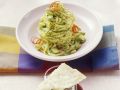 Pasta mit Avocado-Pesto Rezept